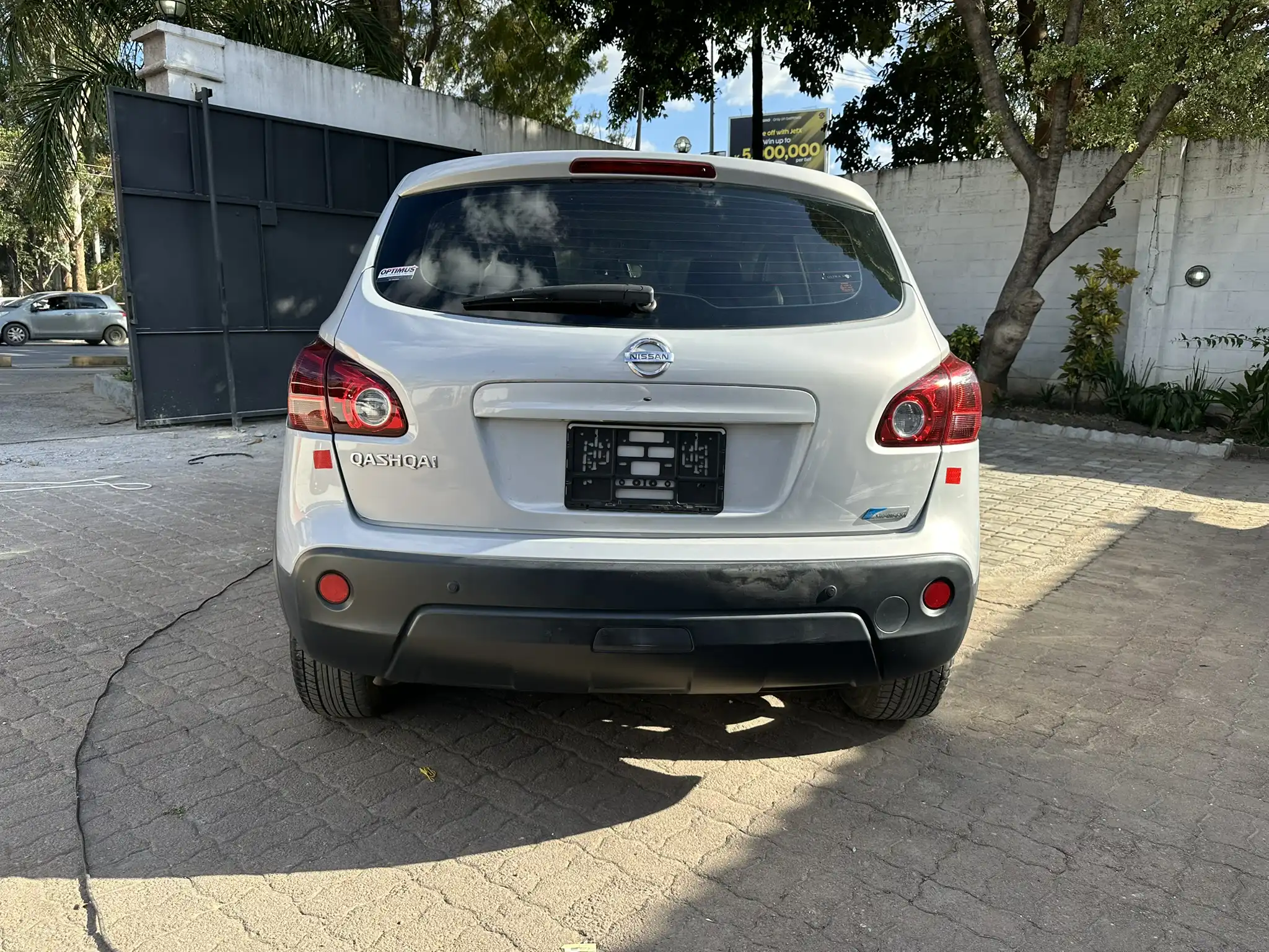 Zambia used car sale 2009 Nissan Qashqai 4
