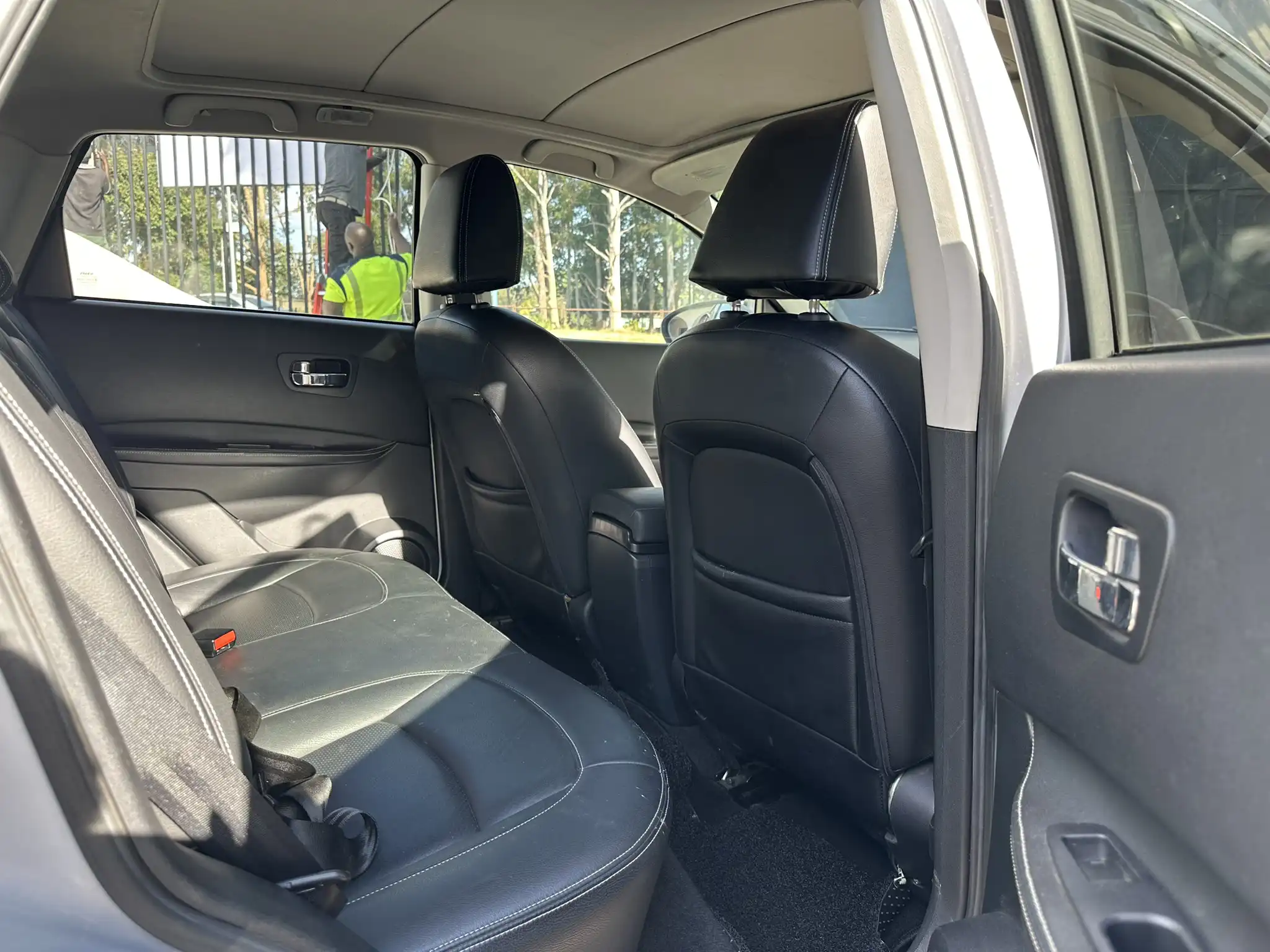 Zambia used car sale 2009 Nissan Qashqai 9