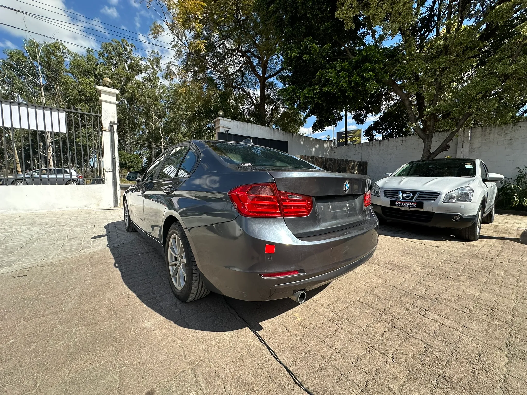 Zambia used car sale 2014 BMW 3 Series 2