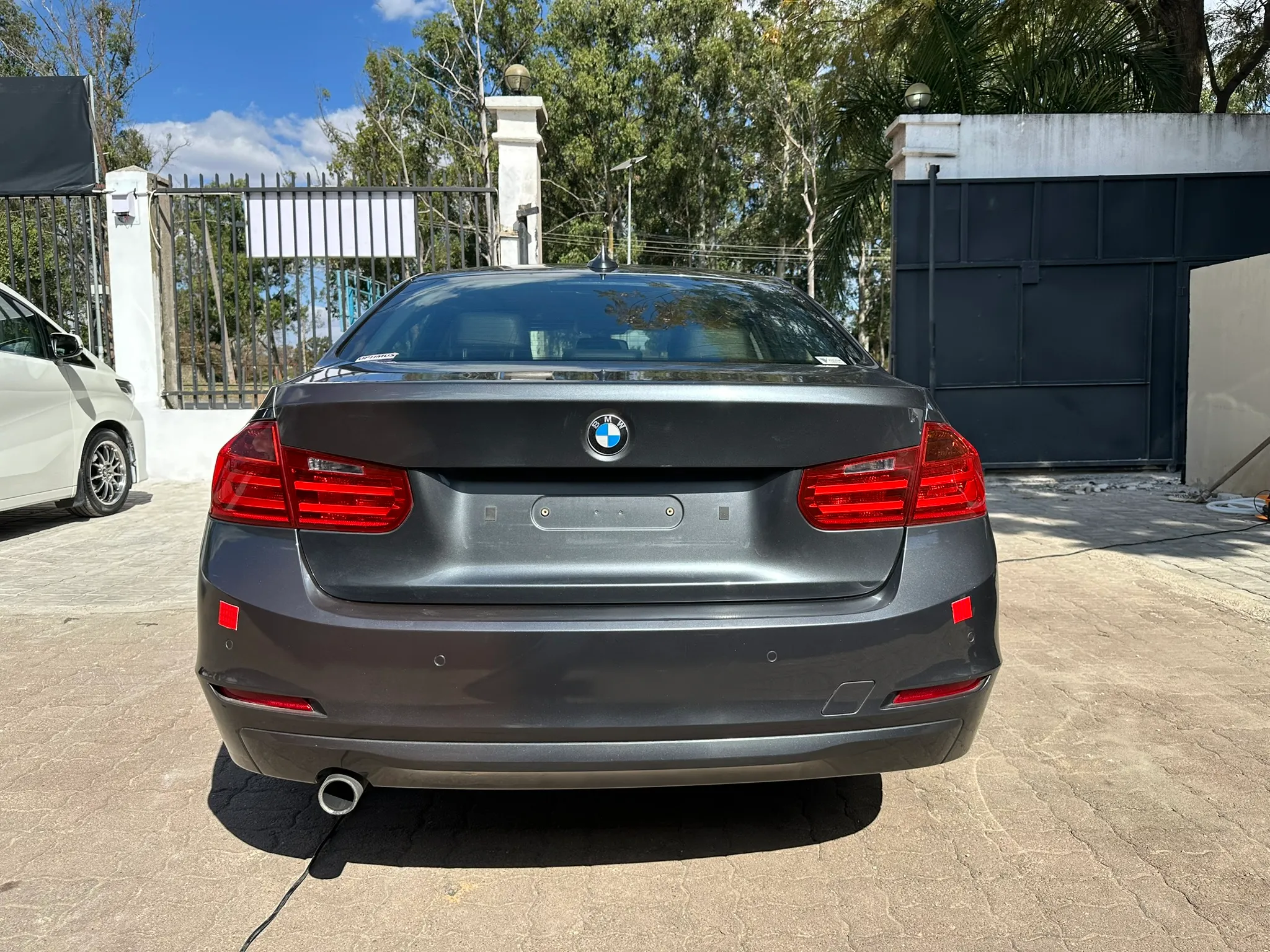 Zambia used car sale 2014 BMW 3 Series 3