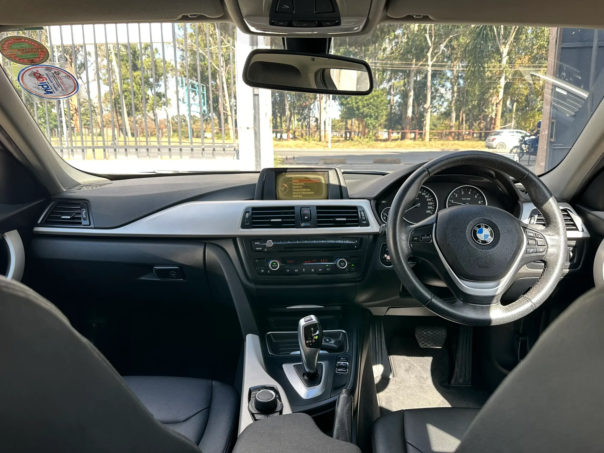 Zambia used car sale 2014 BMW 3 Series 10