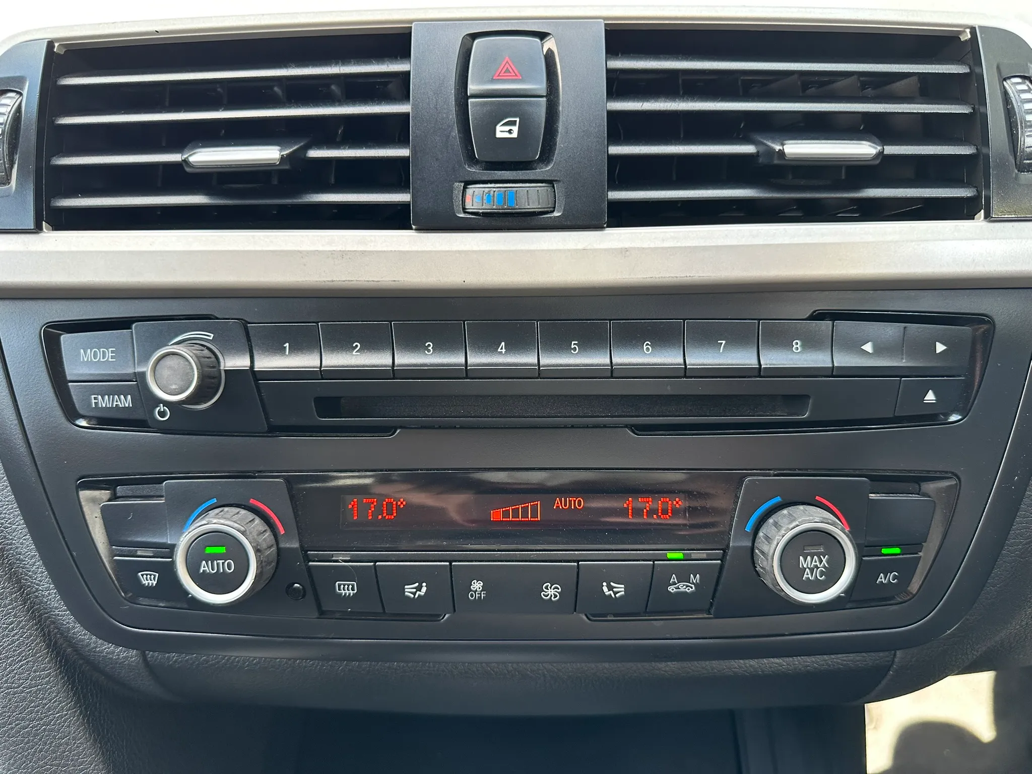 Zambia used car sale 2014 BMW 3 Series 13