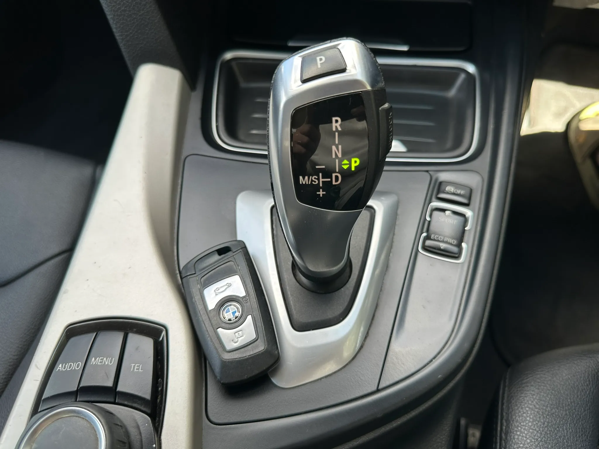 Zambia used car sale 2014 BMW 3 Series 14