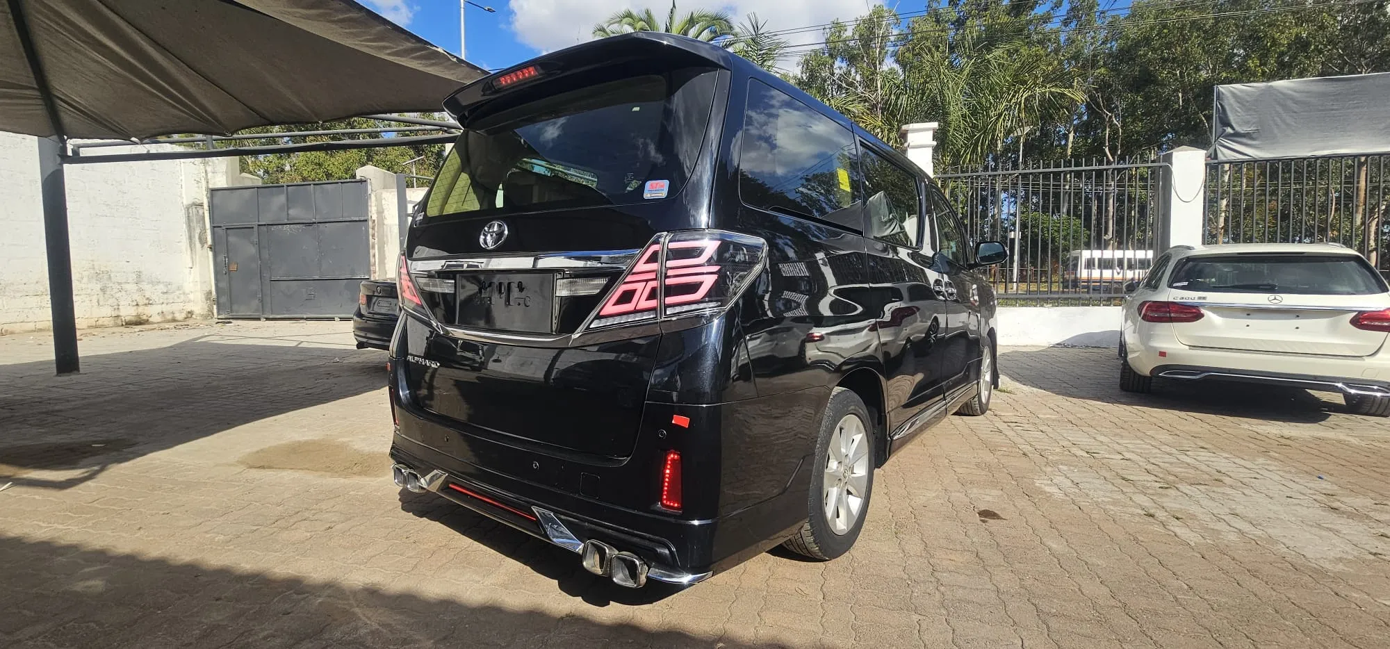 Zambia used car sale 2014 Toyota Alphard 4
