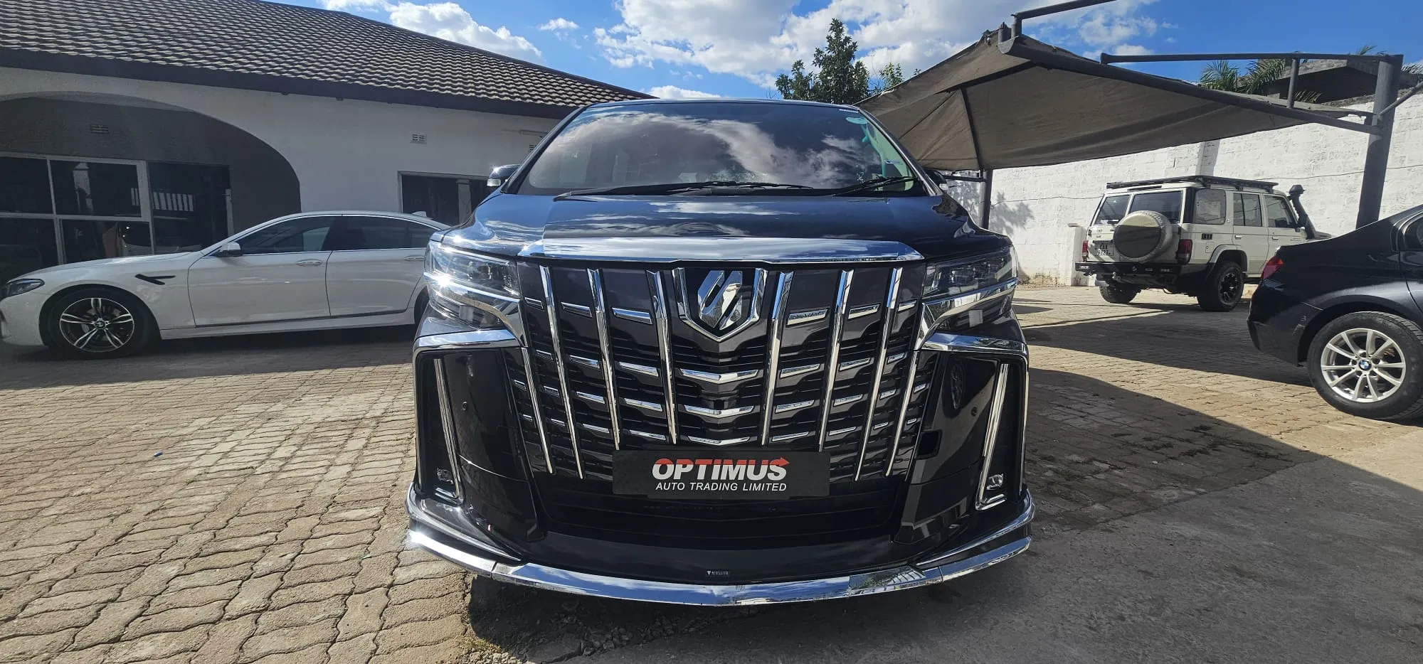 Zambia used car sale 2014 Toyota Alphard 6