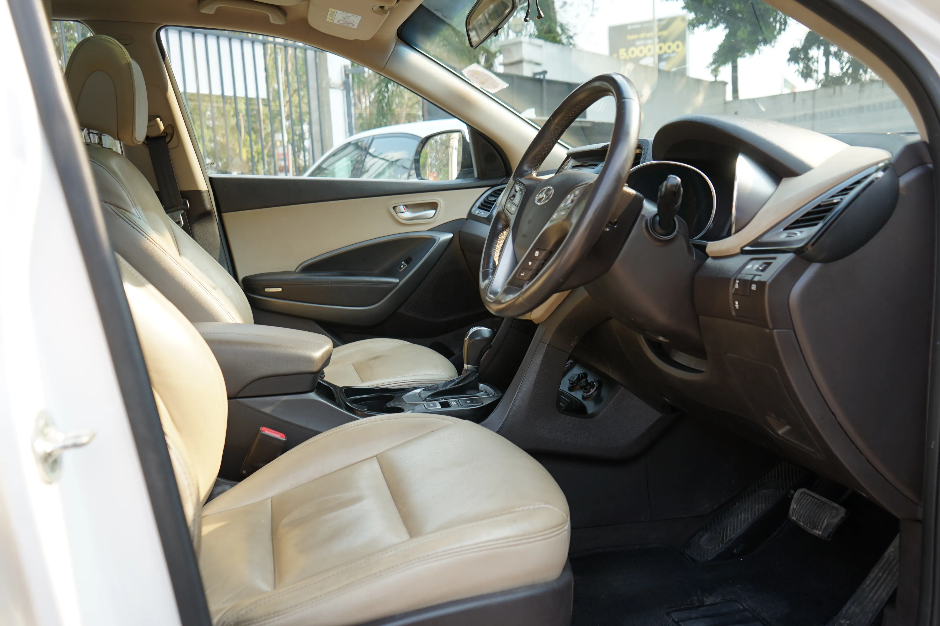 Zambia used car sale 2015 Hyundai SantaFe 10