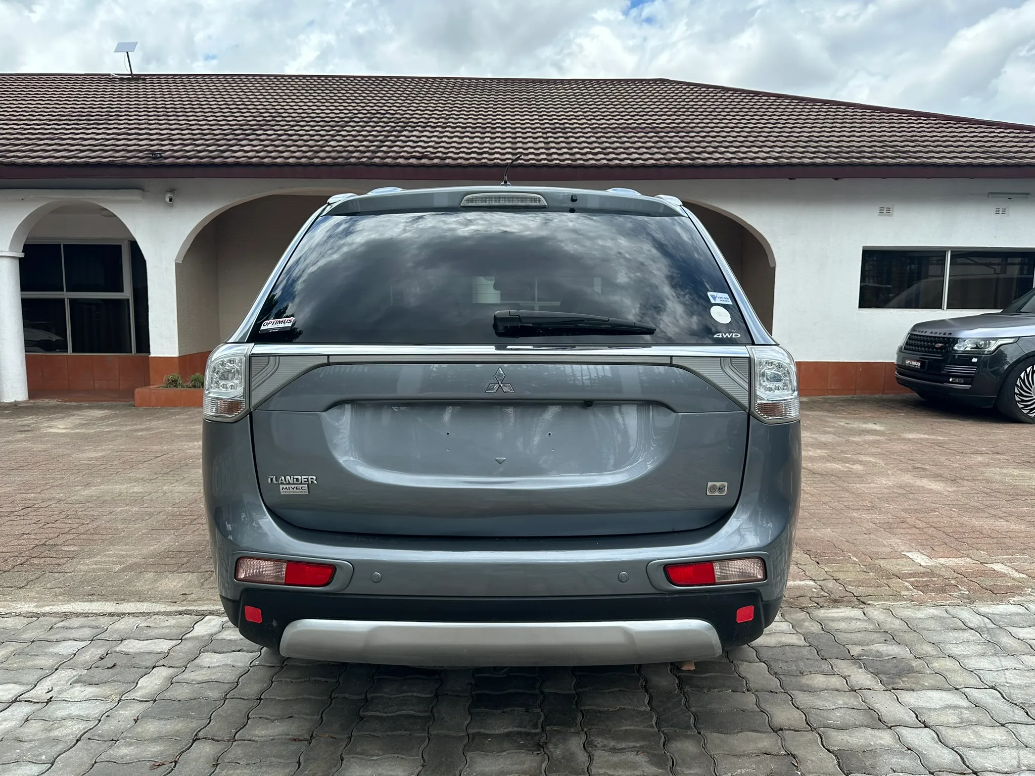 Zambia used car sale 2015 Mitsubishi Outlander 3