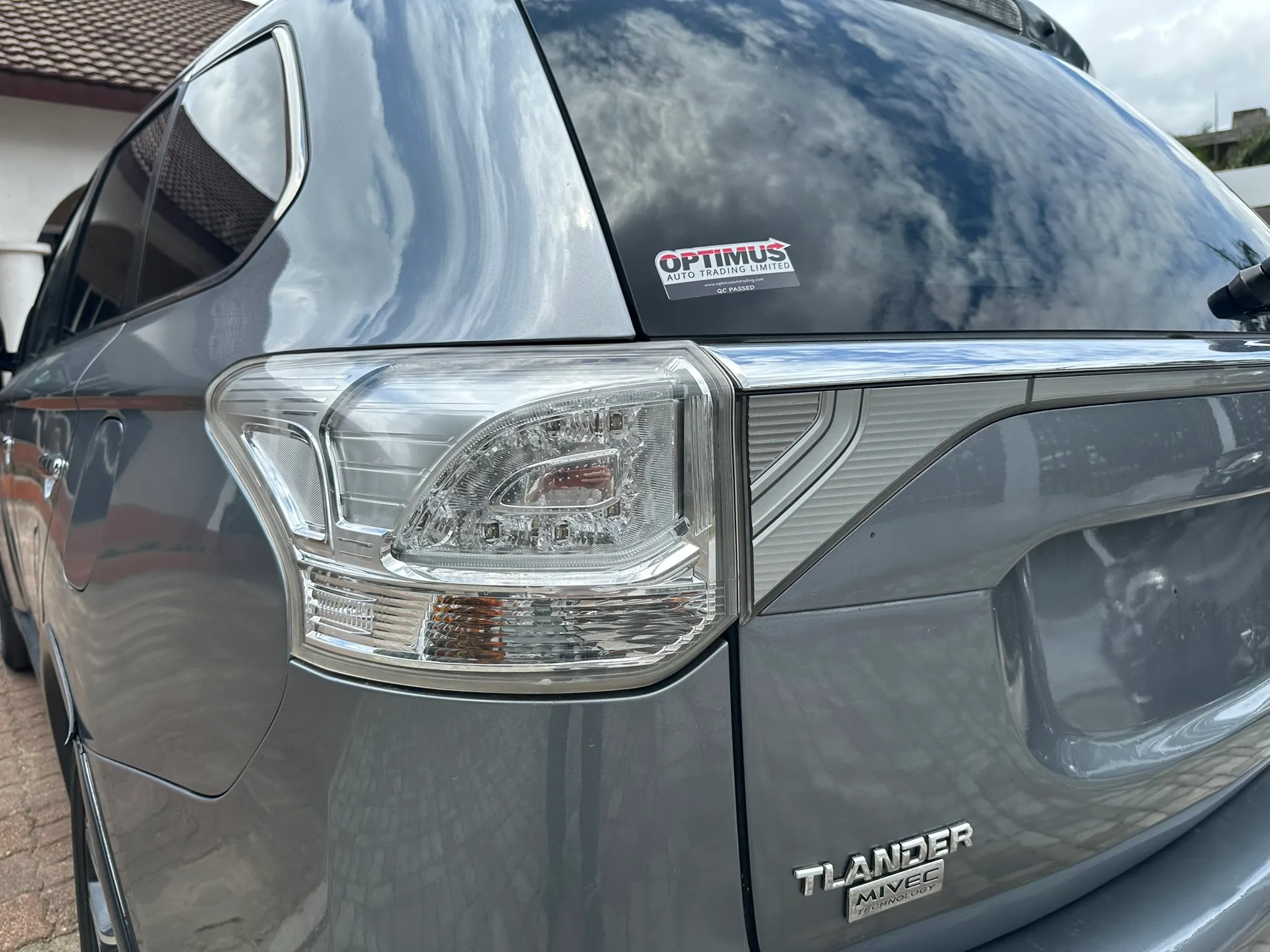 Zambia used car sale 2015 Mitsubishi Outlander 10