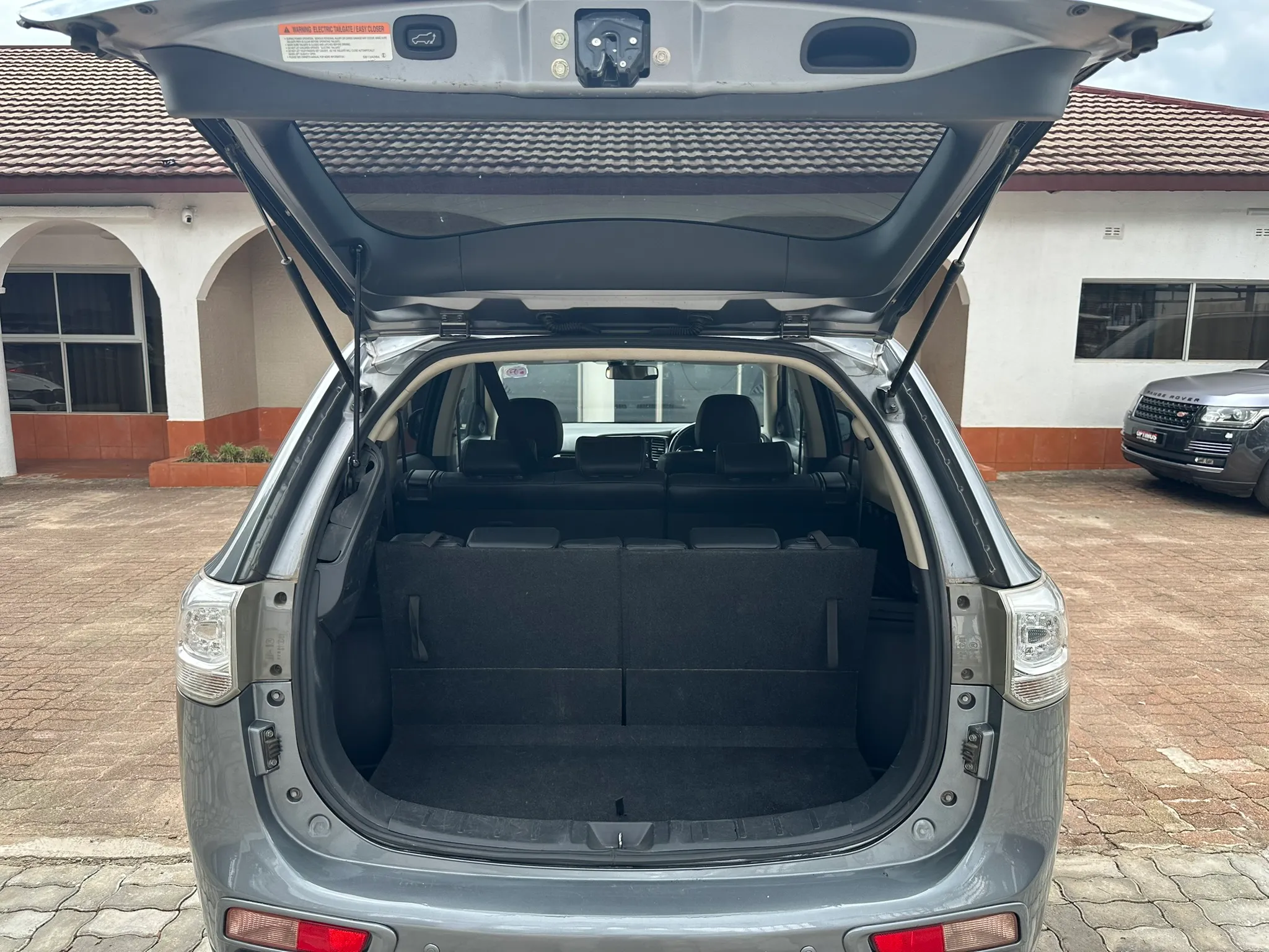 Zambia used car sale 2015 Mitsubishi Outlander 25