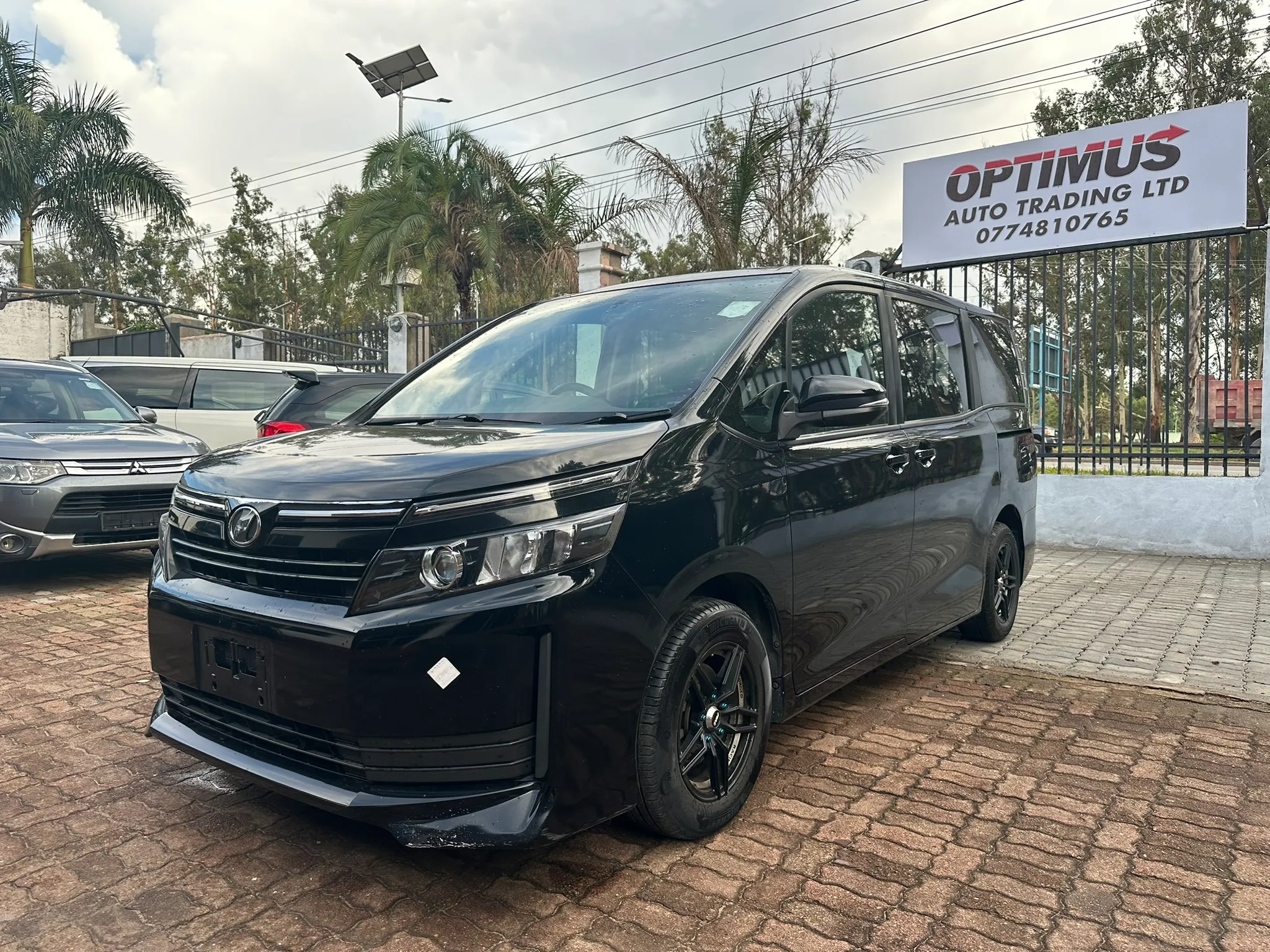 Zambia used car sale 2014 Toyota Voxy
