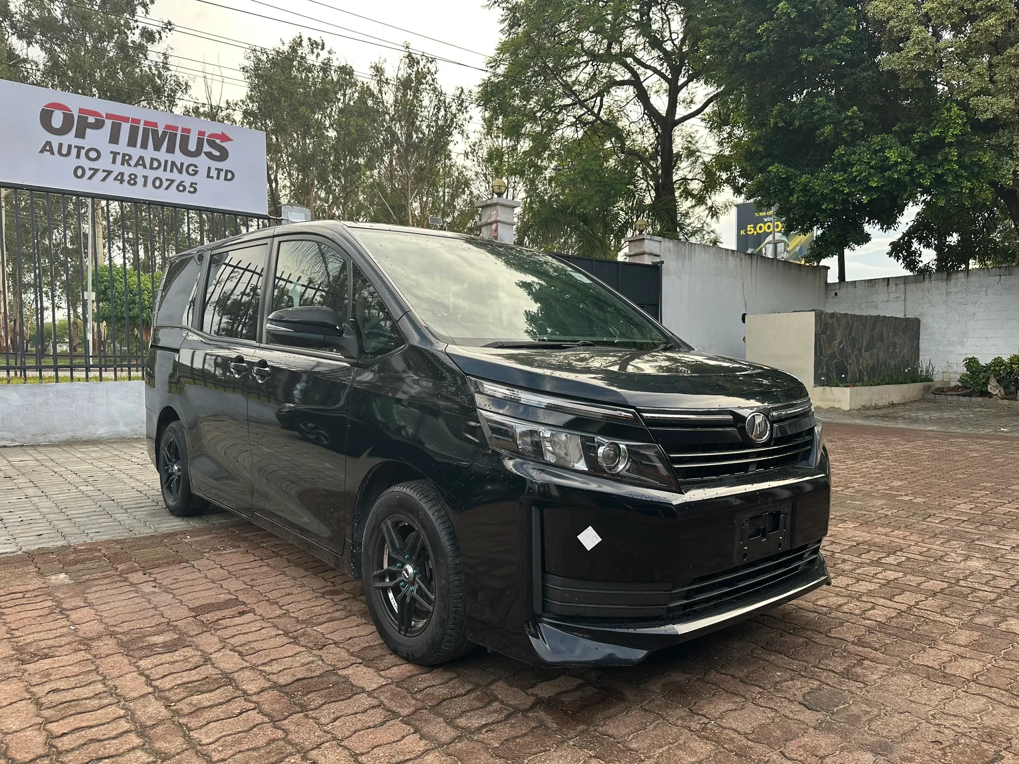 Zambia used car sale 2014 Toyota Voxy 6