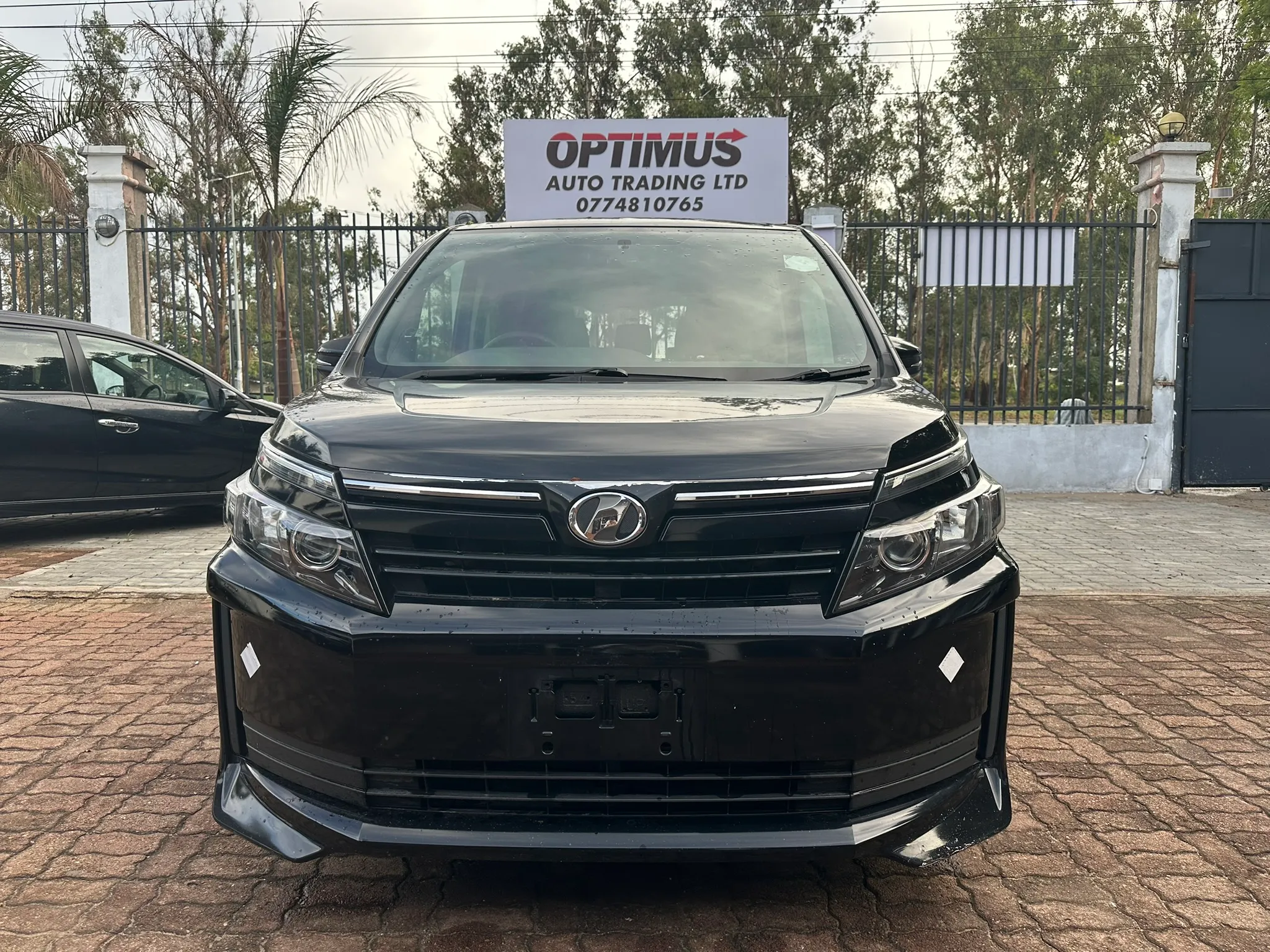 Zambia used car sale 2014 Toyota Voxy 7