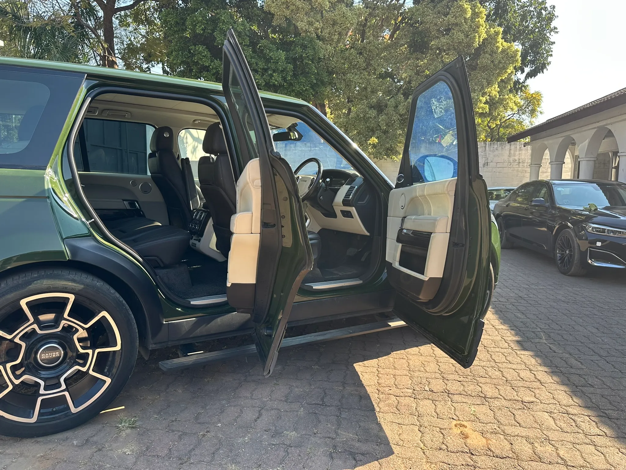 Zambia used car sale 2015 Land Rover Range Rover Vogue 17