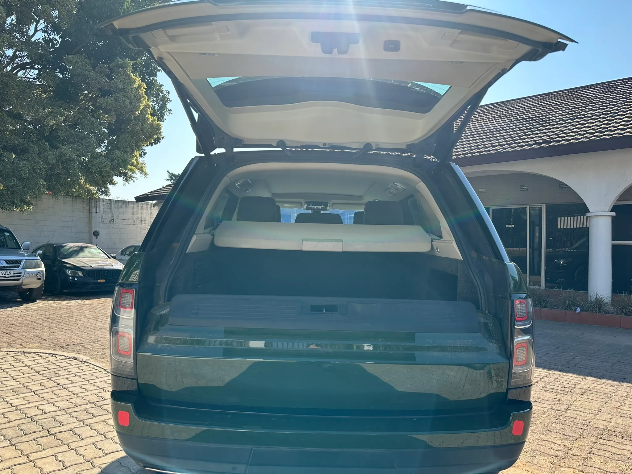 Zambia used car sale 2015 Land Rover Range Rover Vogue 18