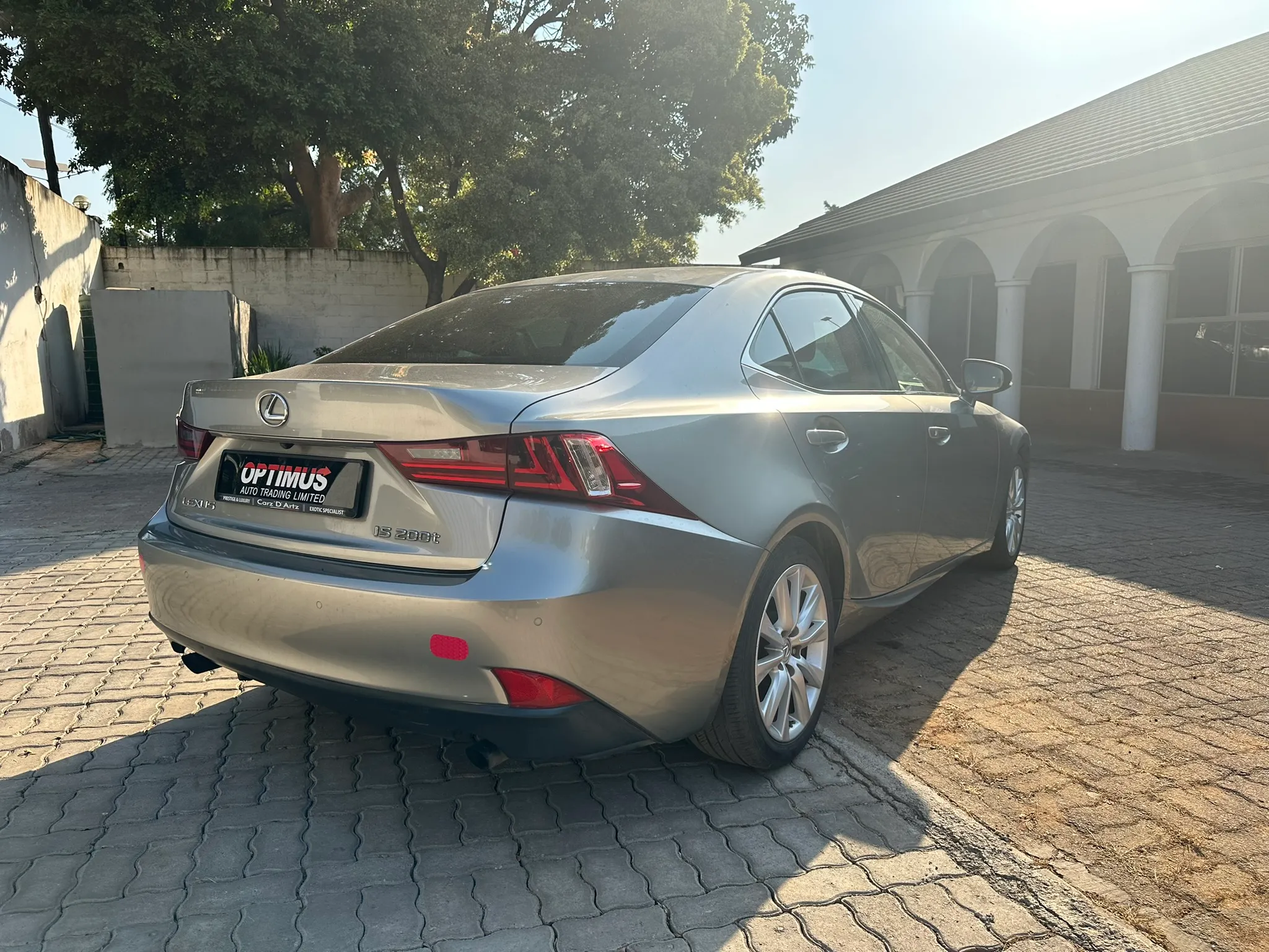Zambia used car sale 2016 Lexus IS200T 4